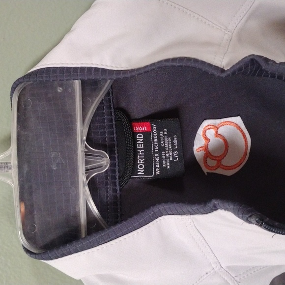 North End Jacket - Picture 2 of 4